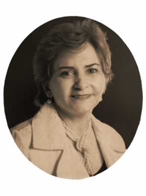 Marta Beatriz Queiroz Fabri( Diretora Atual)